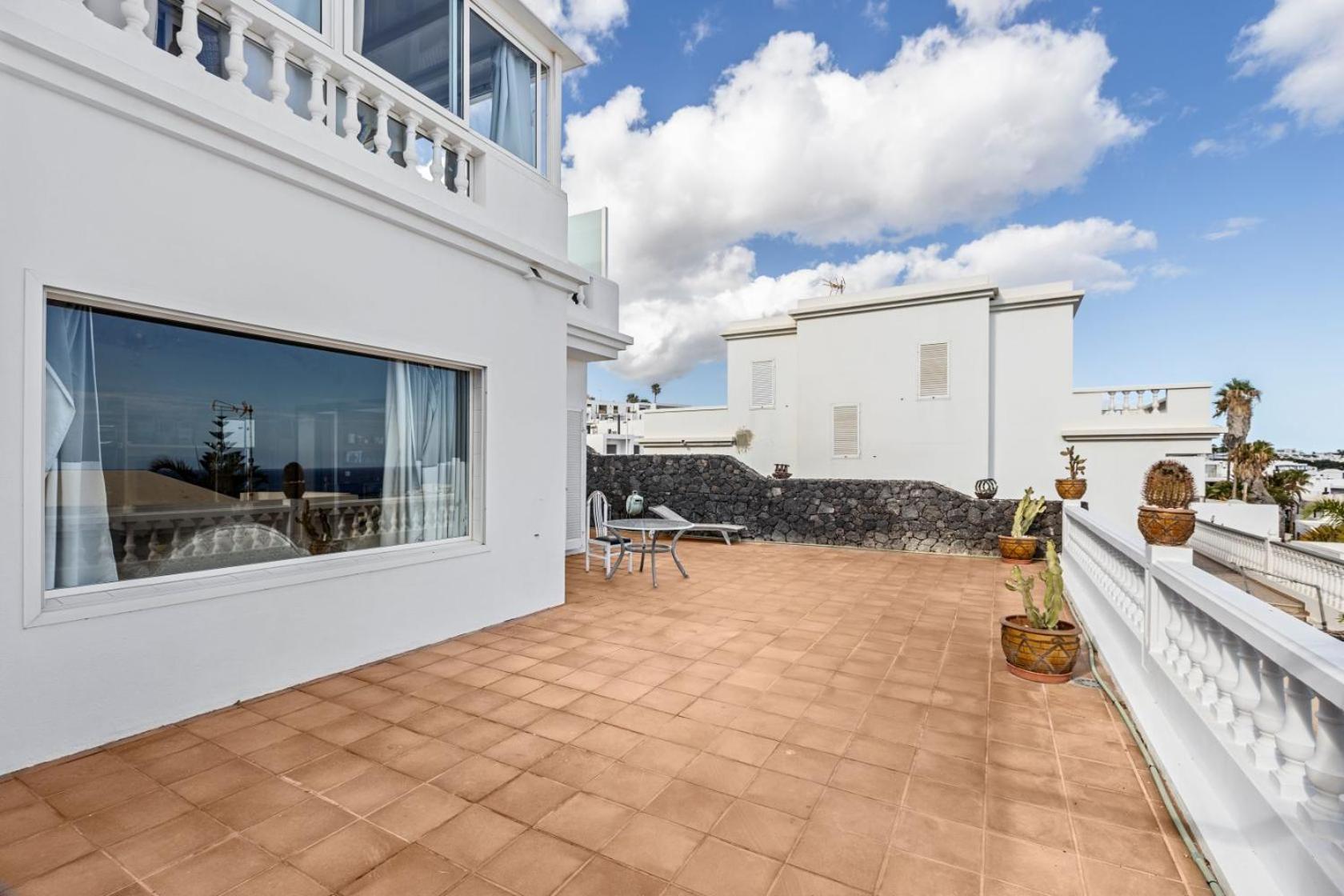 Apartments Gina Y Vista Oceano Puerto del Carmen  Exterior photo